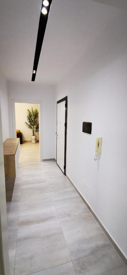 Lungomare Luxury Sea View Apartaments Vlore Exterior photo
